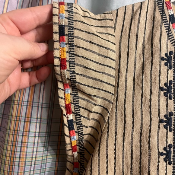 Embroidered striped shift dress tunic length tan casual THML size Large casual - Picture 8 of 10